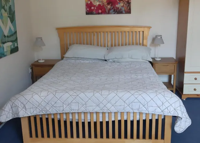 Kyleard Ryan Oda ve Kahvaltı